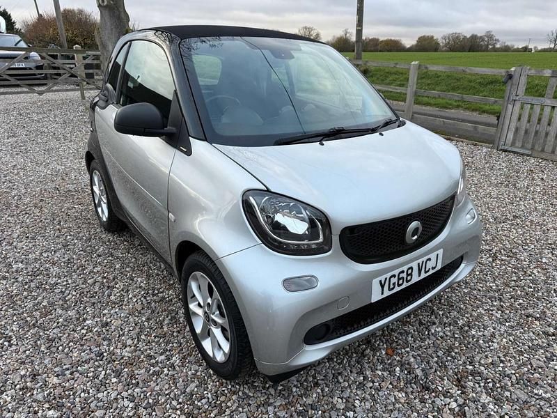 Black Used 2018 Smart ForTwo Coupé Passion Coupe | £4,695 (Fair price) - Image 1/4