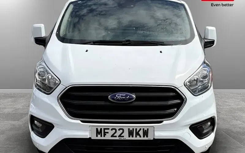 Used Ford Transit Custom Limited 131 HP (96 kW) 2022 White Van