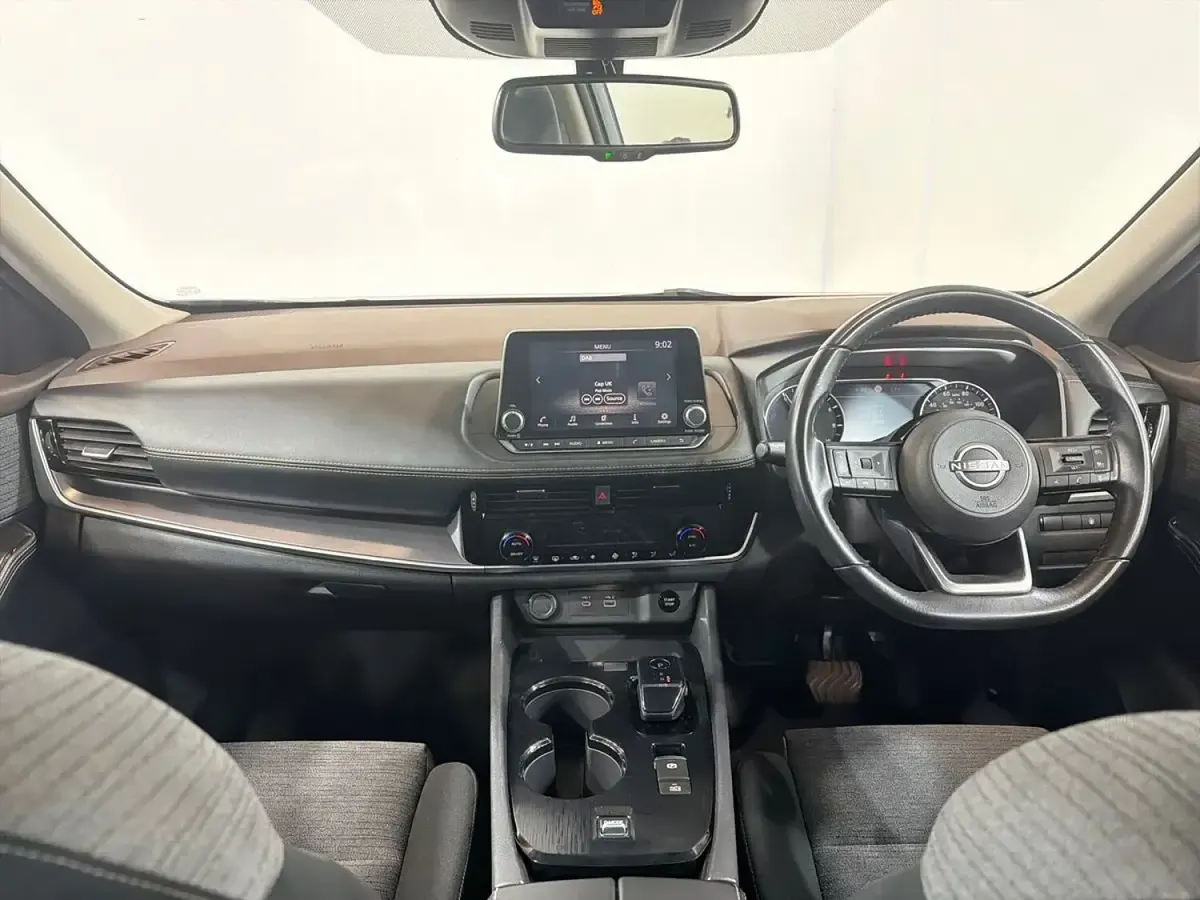 Used Nissan X-Trail Acenta Premium 213 HP (156 kW) 2024 Grey SUV