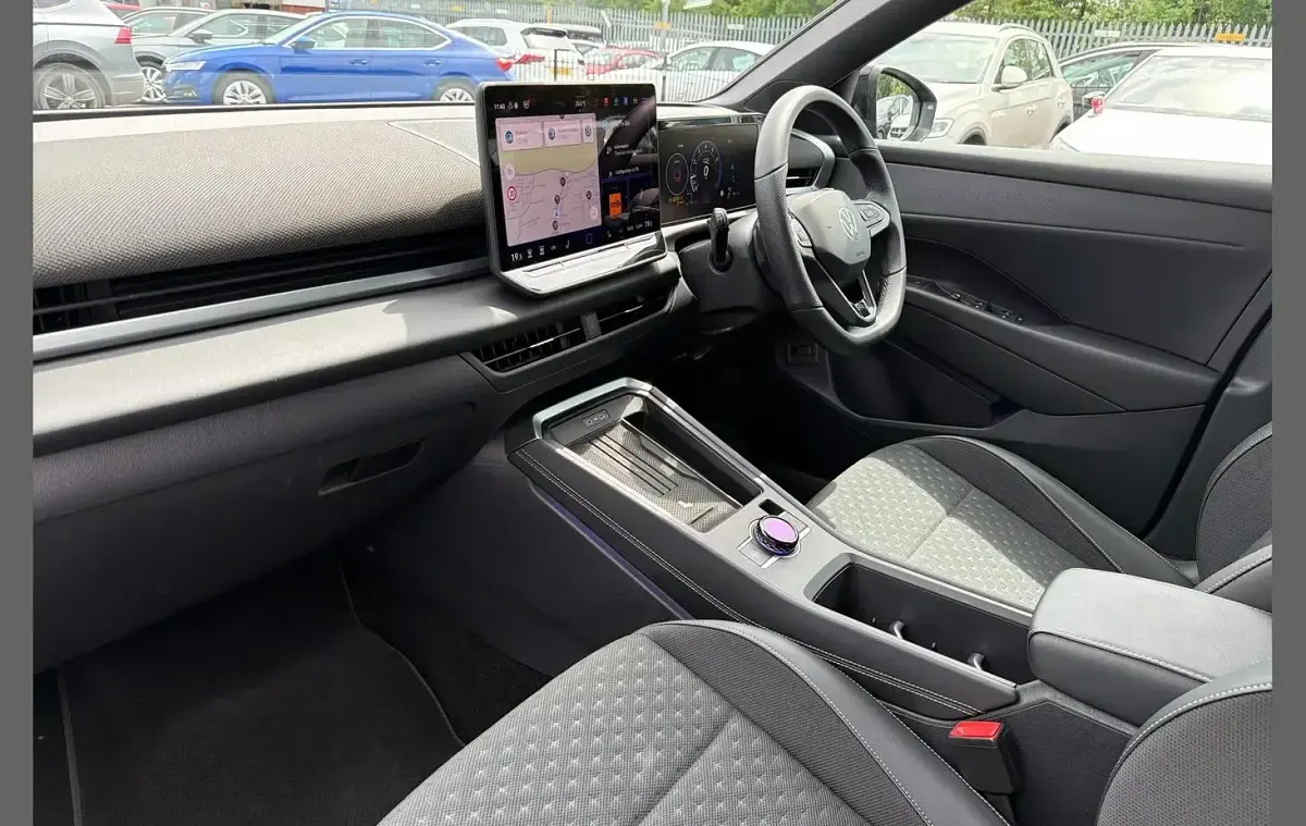 New VW T-Roc R-line 150 HP (110 kW) 2026 Black SUV
