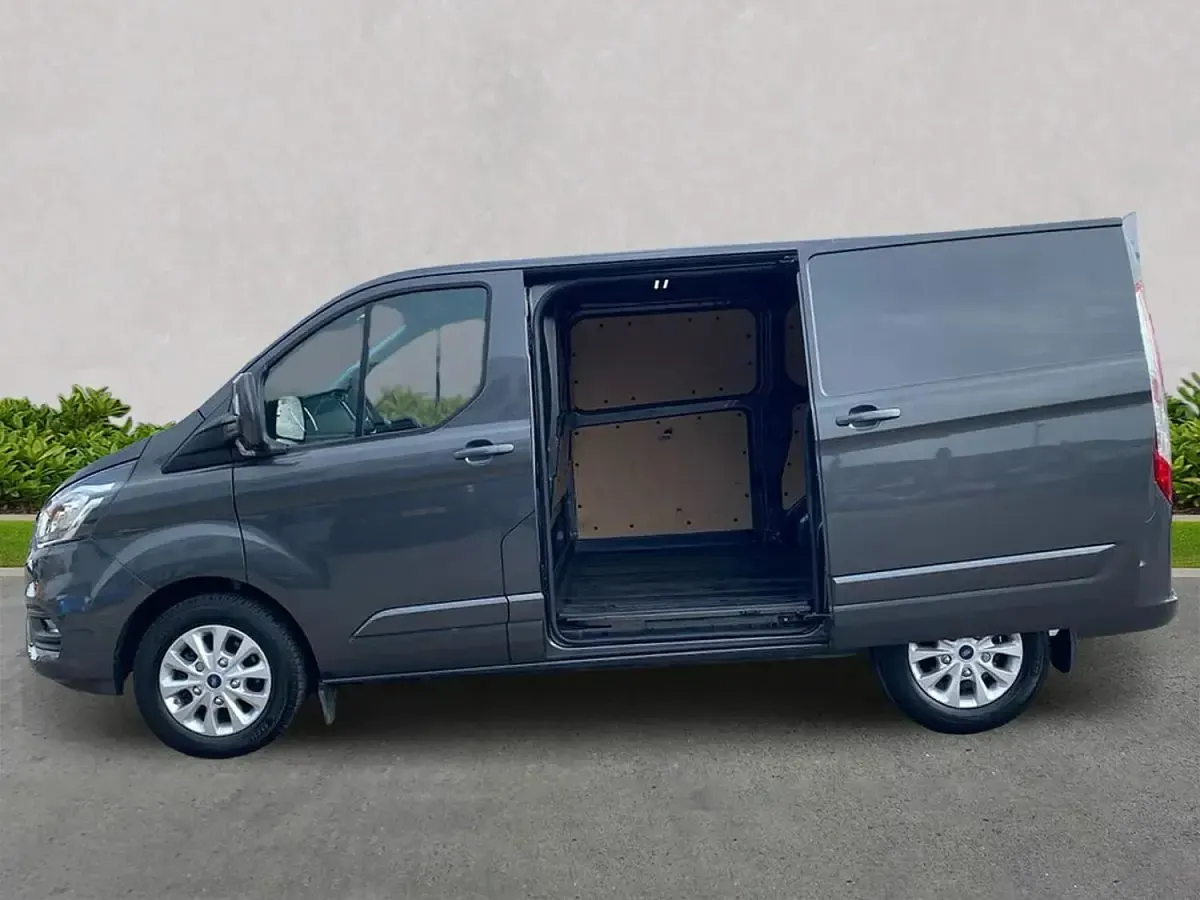 Used Ford Transit Custom Limited 170 HP (125 kW) 2023 Grey Van