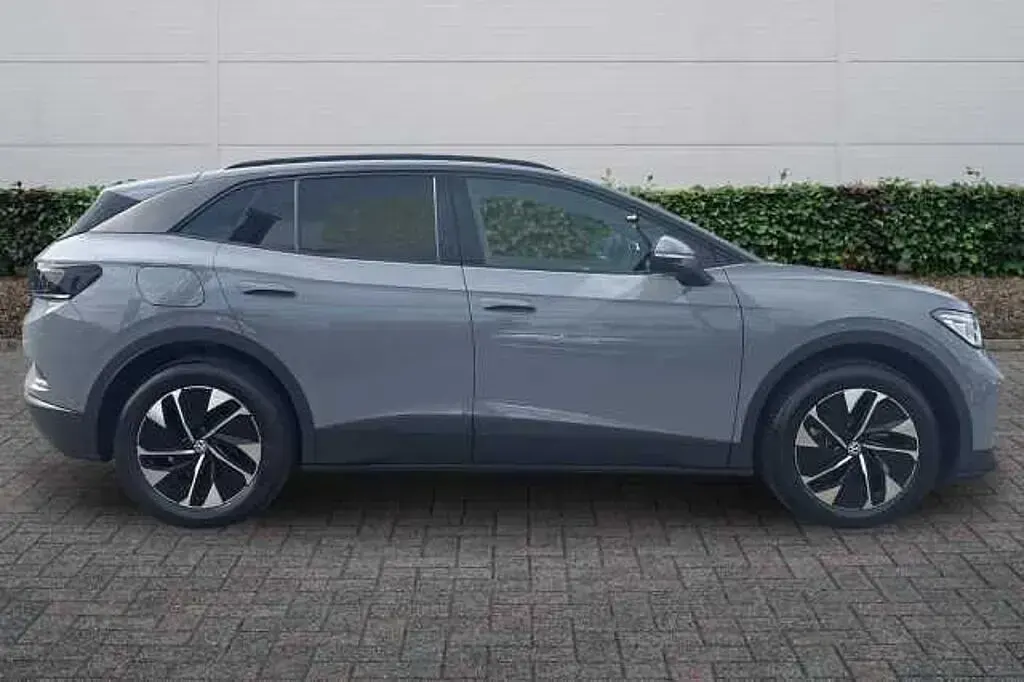 New VW ID.4 Pro 210 kW (286 HP) 2026 Scale silver SUV