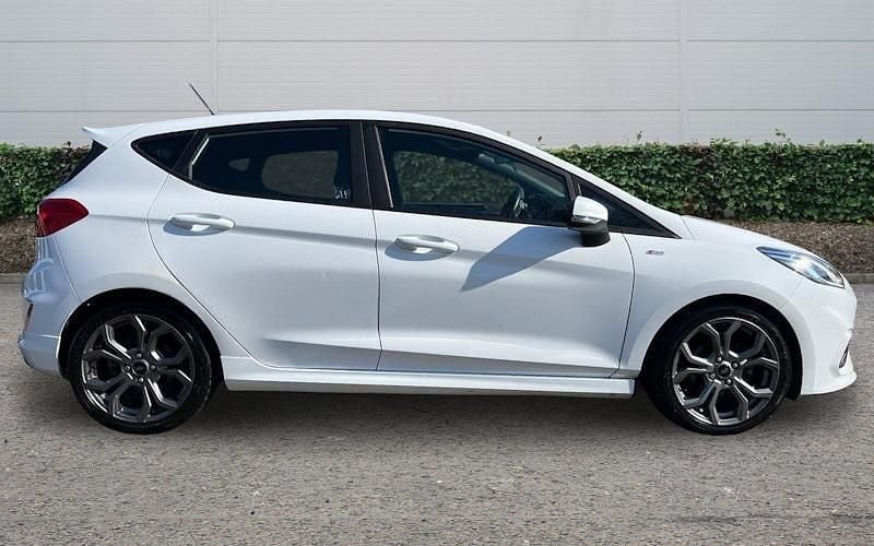 Used Ford Fiesta ST-Line 140 HP (102 kW) 2018 White Hatchback