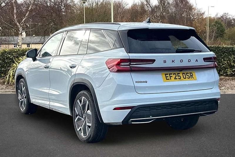 Used Skoda Kodiaq SportLine 147 HP (108 kW) 2025 Moon white metallic SUV