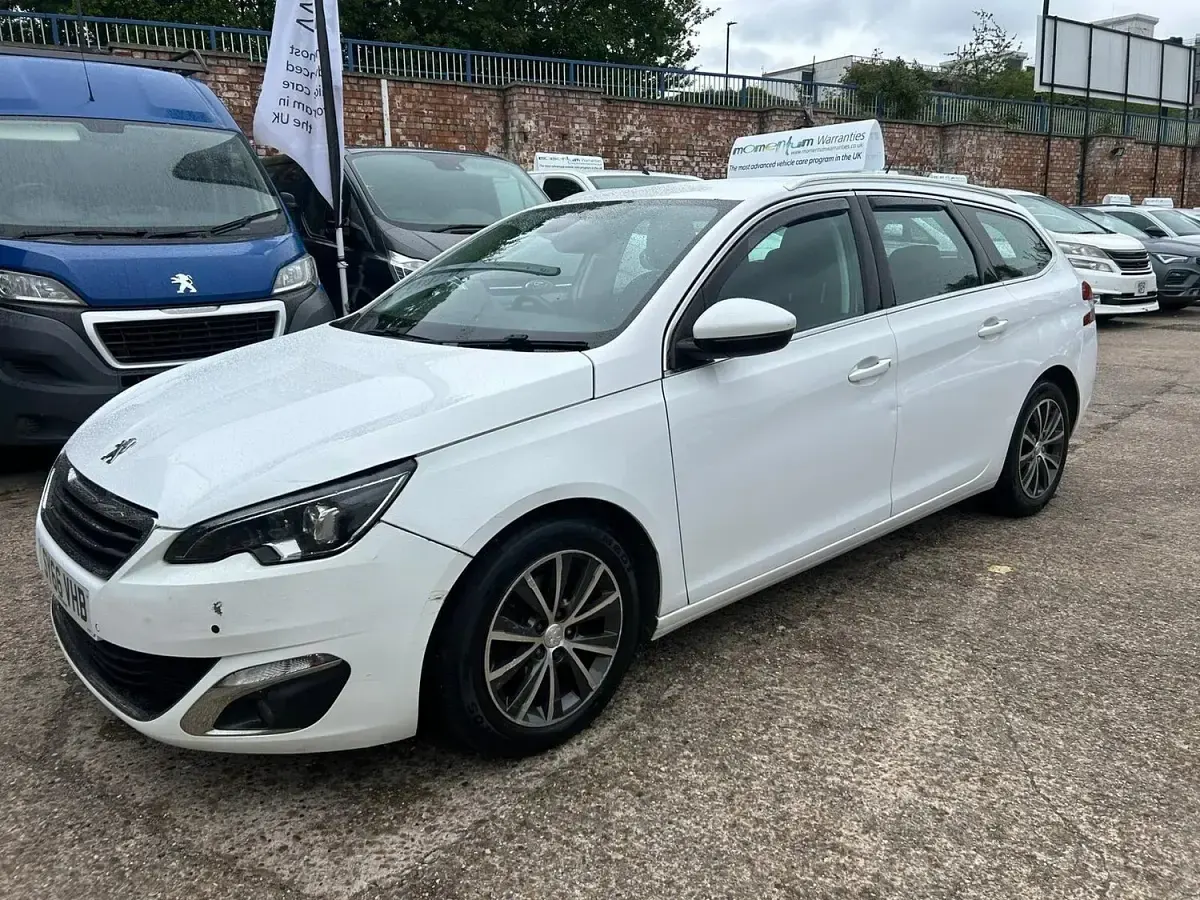 Used Peugeot 308 SW Allure 2016 White Estate