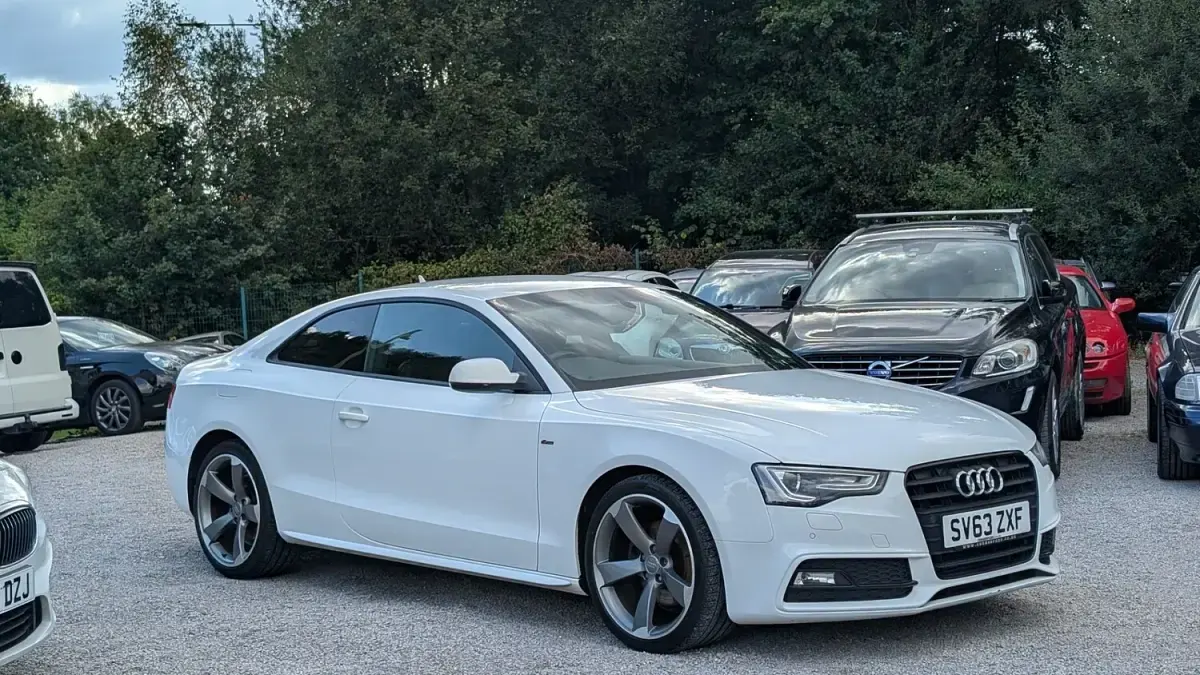 Used Audi A5 Black Edition 168 HP (123 kW) 2013 White Coupe