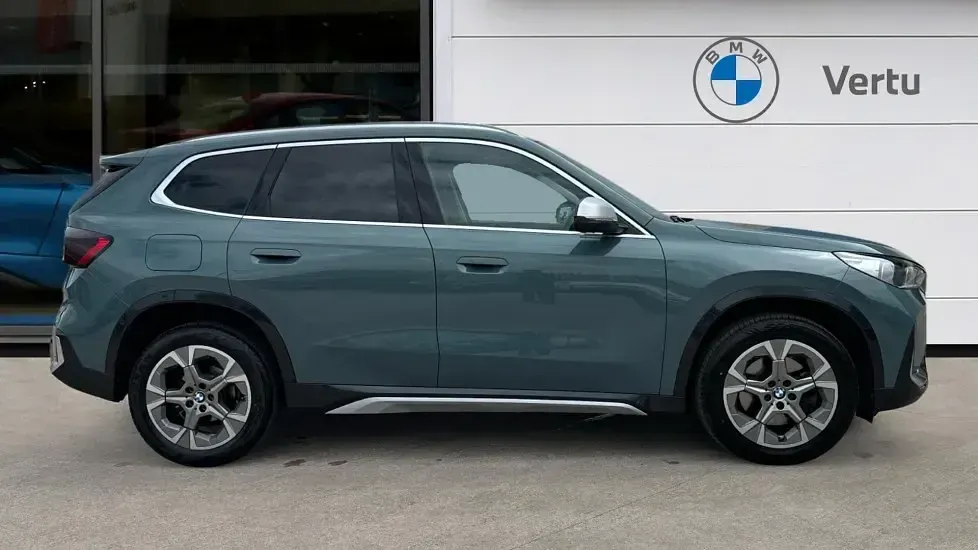 Używany BMW X1 xLine 170 KM (125 kW) 2024 Zielony SUV