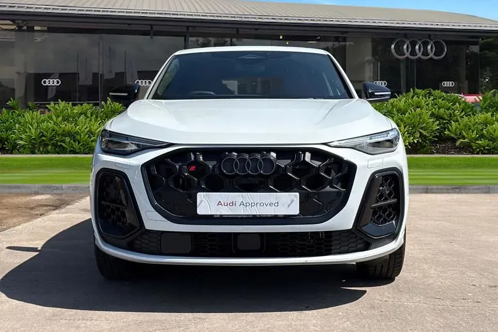 Used Audi SQ5 Advanced 367 HP (269 kW) 2026 White SUV