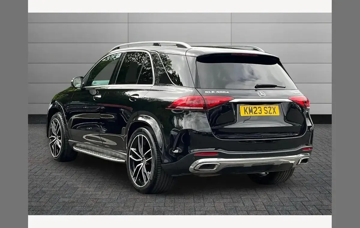 Used Mercedes GLE400 AMG line 325 HP (239 kW) 2023 Black SUV
