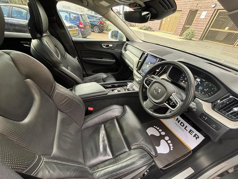 Used Volvo XC60 Inscription 2020 Silver SUV