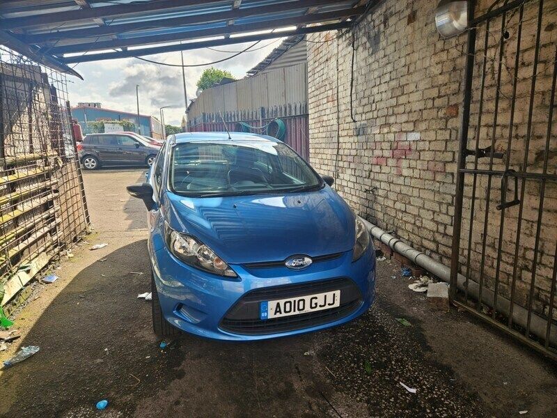 Blue Used 2010 Ford Fiesta Hatchback | £1,999 (Fair price) - Image 1/4