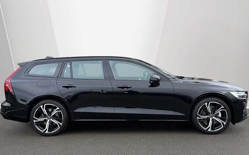 New Volvo V60 Plus 197 HP (144 kW) 2026 Estate
