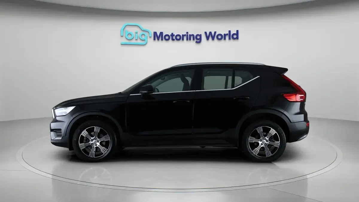 Used Volvo XC40 Inscription 194 HP (142 kW) 2022 SUV
