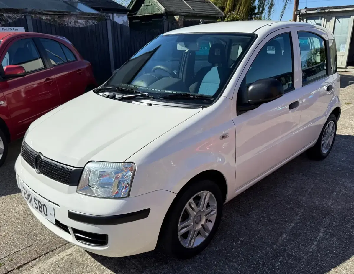 Usado Fiat Panda 69 HP (50 kW) 2011 Branco Citadino