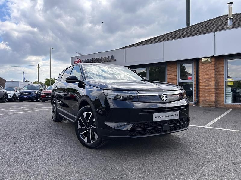 Carbon black New 2025 Vauxhall Grandland X GSe SUV | £34,999 - Image 1/4