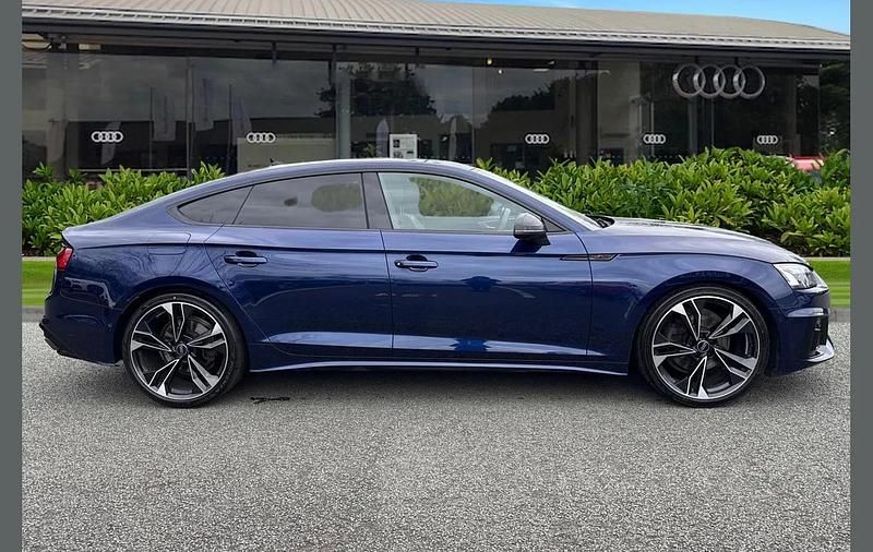 Used Audi A5 Sportback Black Edition 161 HP (118 kW) 2024 Blue Hatchback