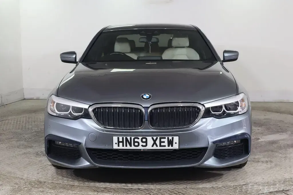 Used BMW 520 M Sport 190 HP (139 kW) 2019 Blue Sedan