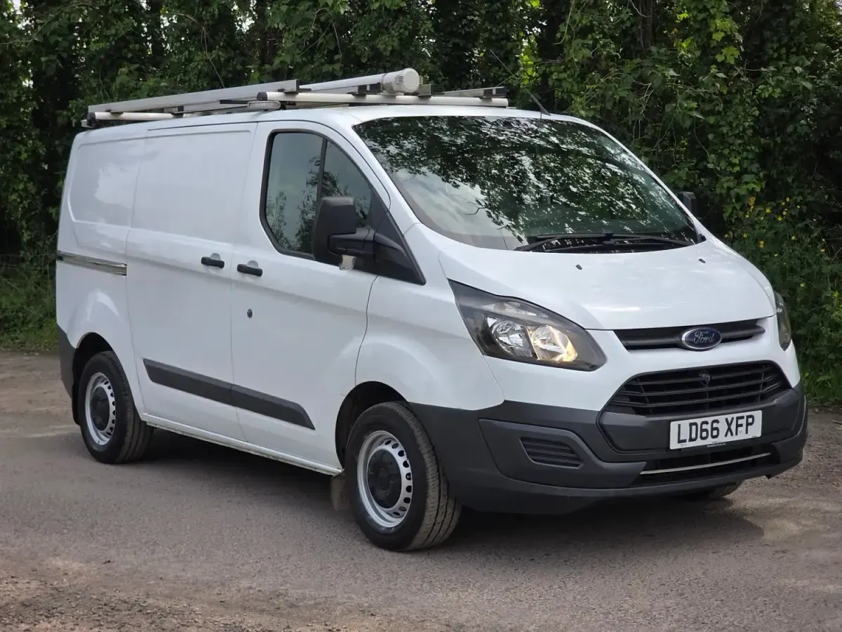 Używany Ford Transit Custom 105 KM (77 kW) 2016 Biały Van
