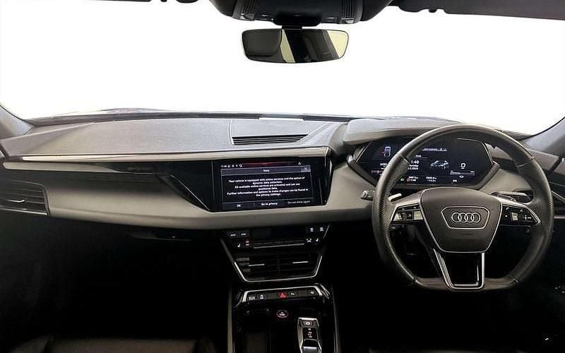 Used Audi e-tron GT quattro Comfort 389 kW (530 HP) 2023 Sedan