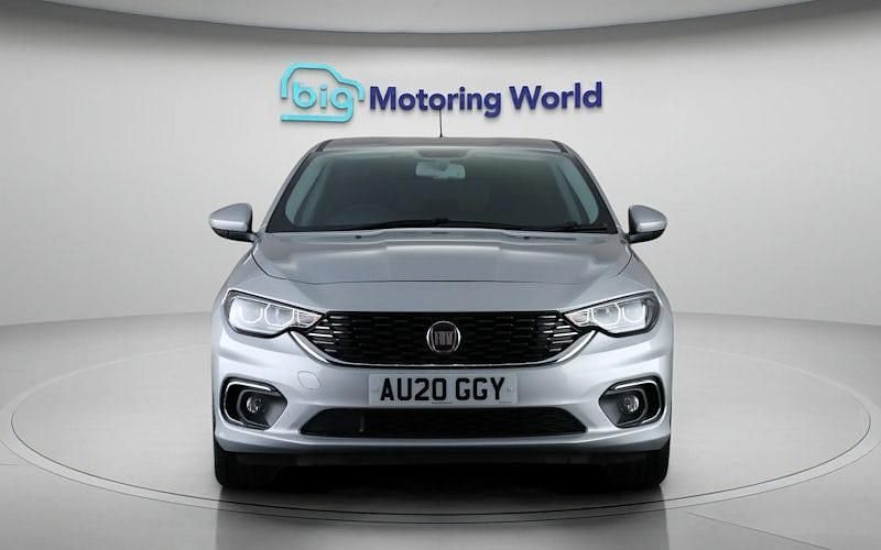 Used Fiat Tipo Lounge 95 HP (69 kW) 2021 Hatchback