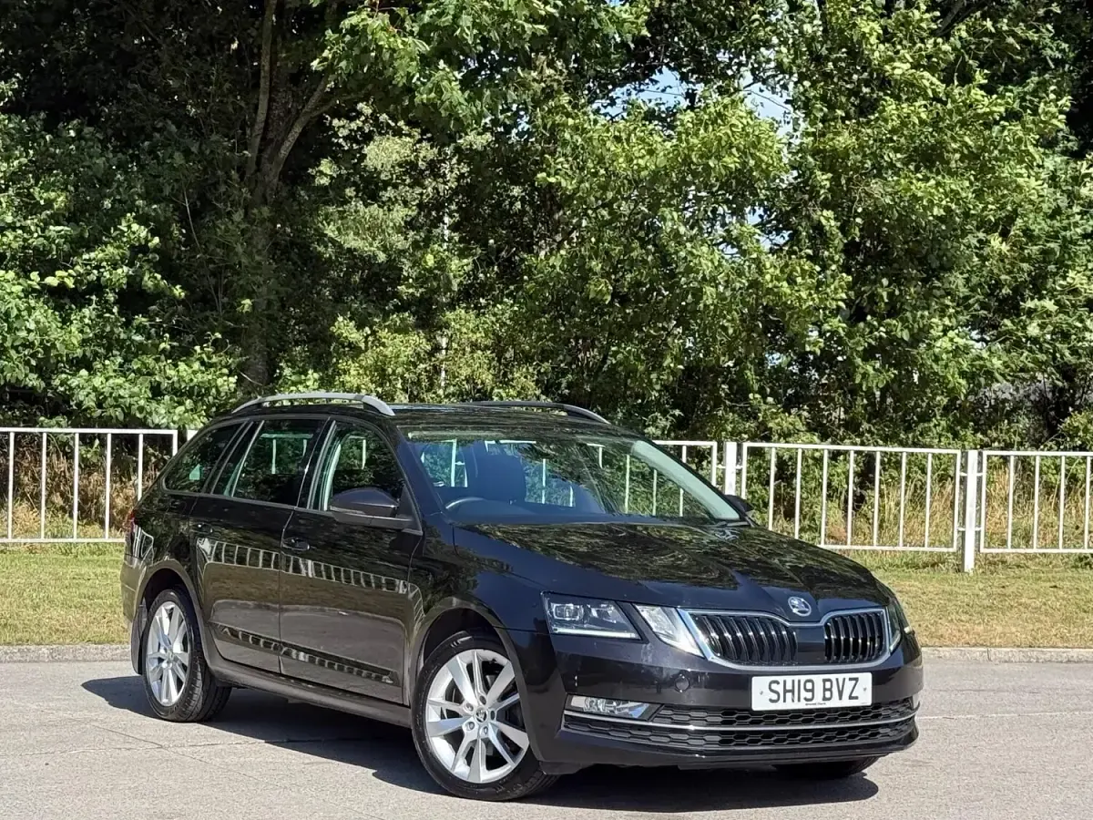 Used Skoda Octavia SE L 150 HP (110 kW) 2019 Black Estate