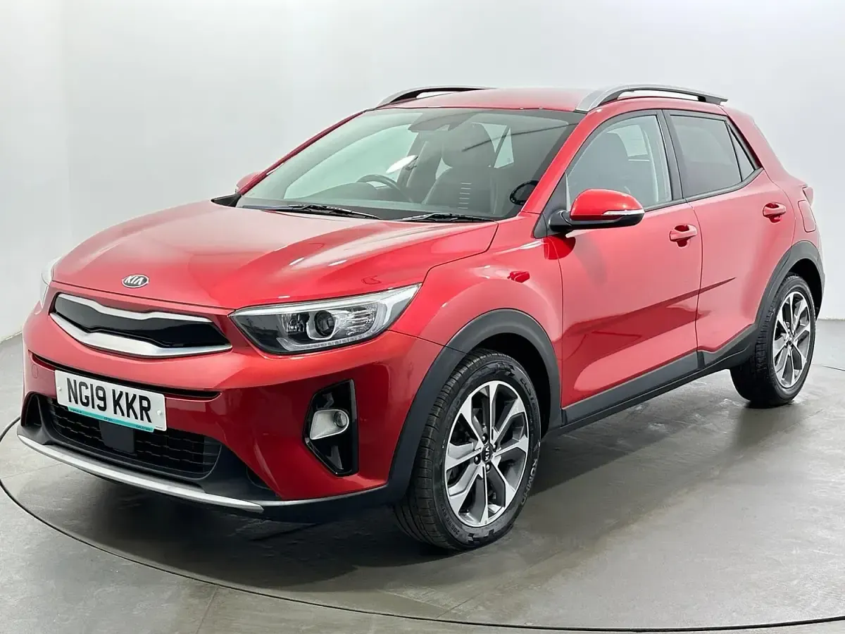 Used Kia Stonic 120 HP (88 kW) 2019 Red SUV