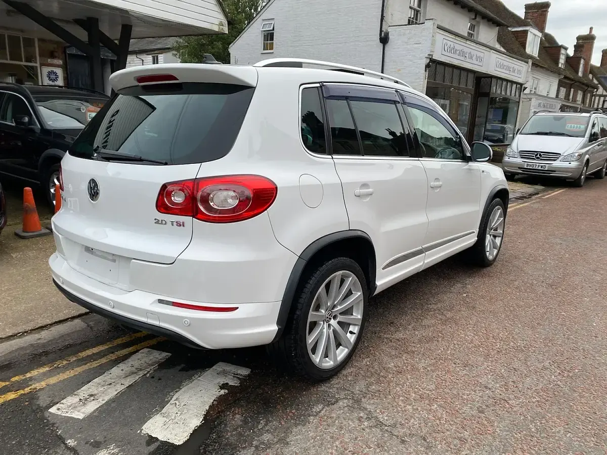 Used VW Tiguan R-line 2023 White SUV