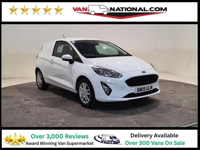 White Used 2019 Ford Fiesta Hatchback | £9,990 (Fair price) - Image 1/3