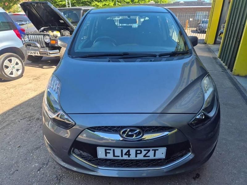 Used Hyundai ix20 Active 125 HP (91 kW) 2014 Grey Hatchback