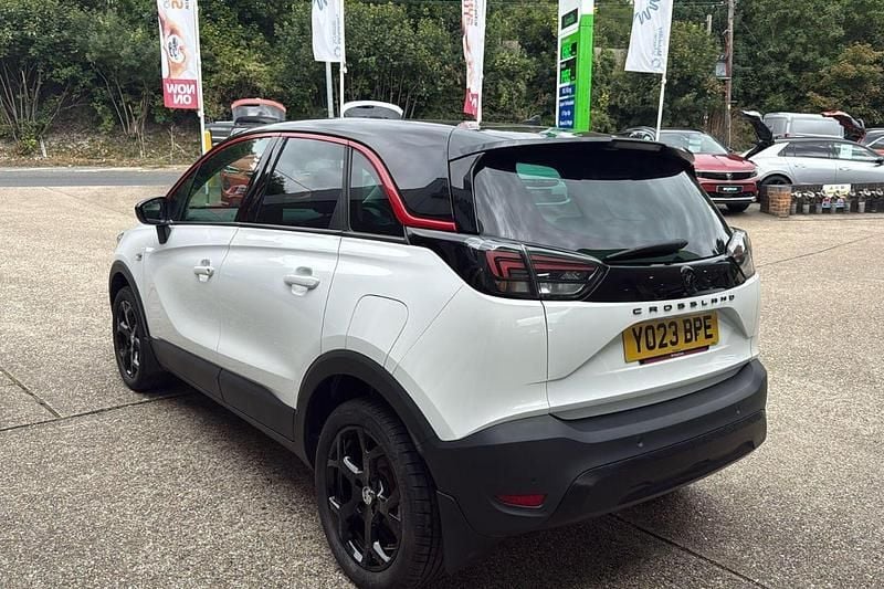 White Used 2023 Vauxhall Crossland S SUV | £14,995 (Fair price) - Image 1/3