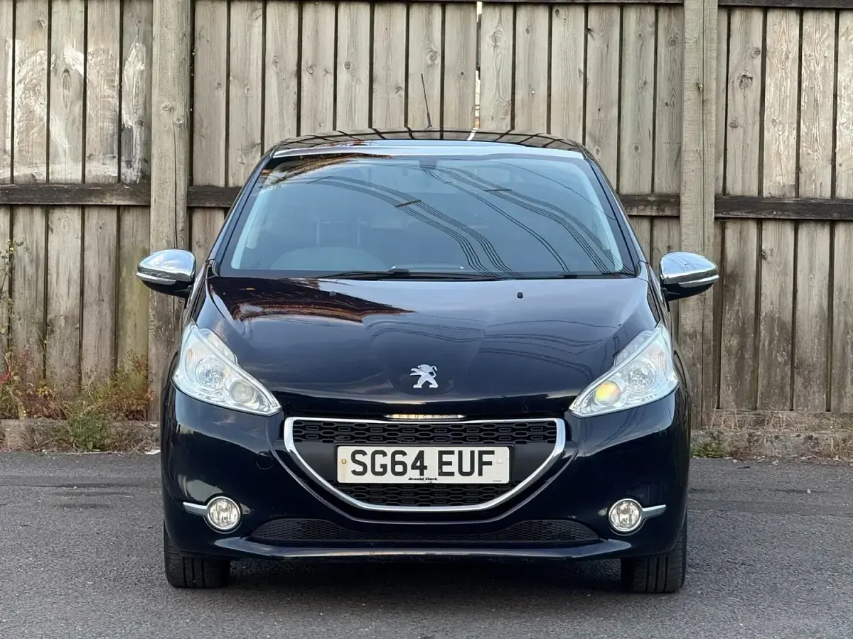 Used Peugeot 208 Style 82 HP (60 kW) 2014 Blue Hatchback