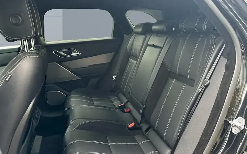 Second-hand Land Rover Range Rover Velar SE Dynamic 249 CP (183 kW) 2022 SUV