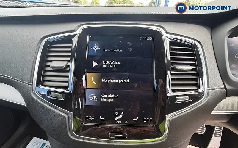 Used Volvo XC90 R-Design 235 HP (172 kW) 2019 Brown SUV