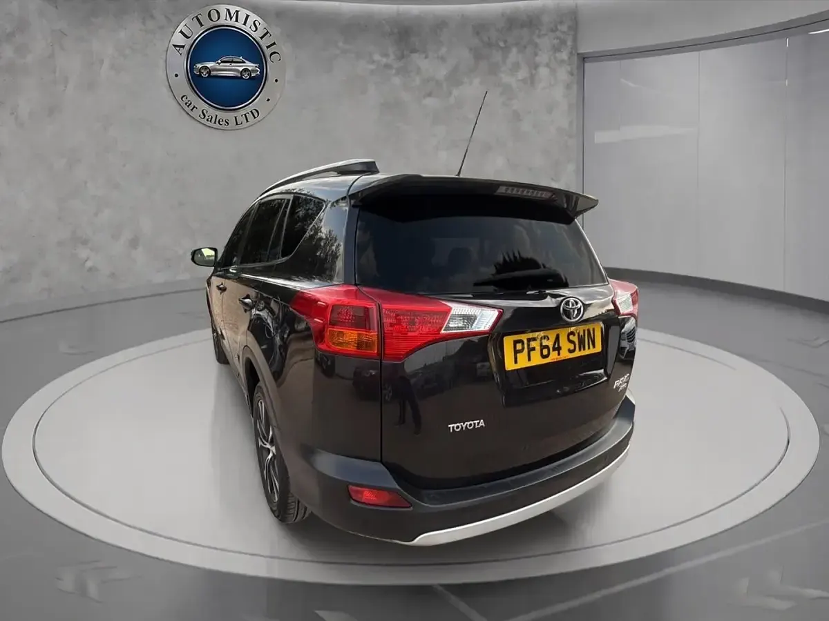 Used Toyota RAV4 150 HP (110 kW) 2015 Brown SUV