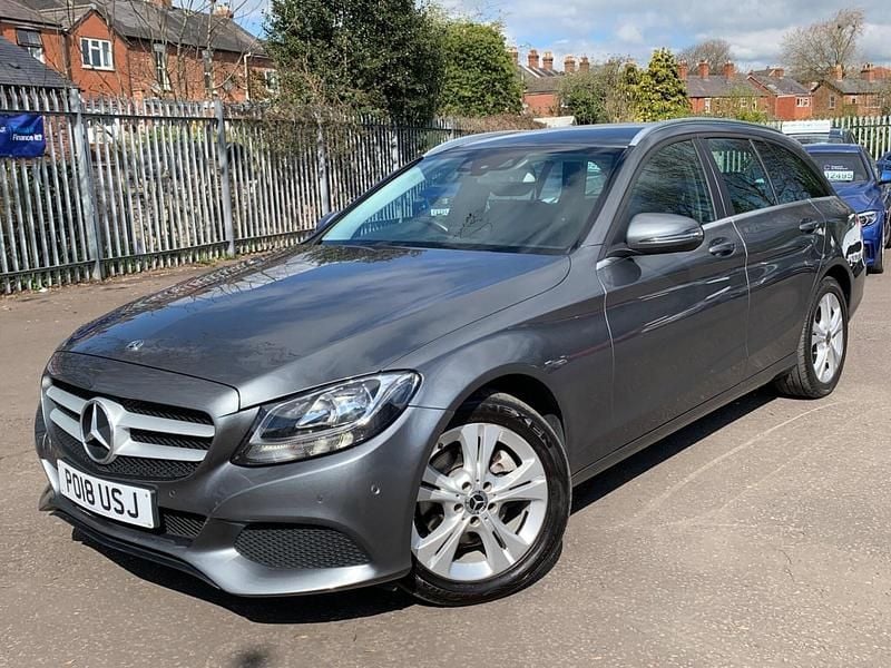 Used Mercedes C220 Executive 170 HP (125 kW) 2018 Grey Estate