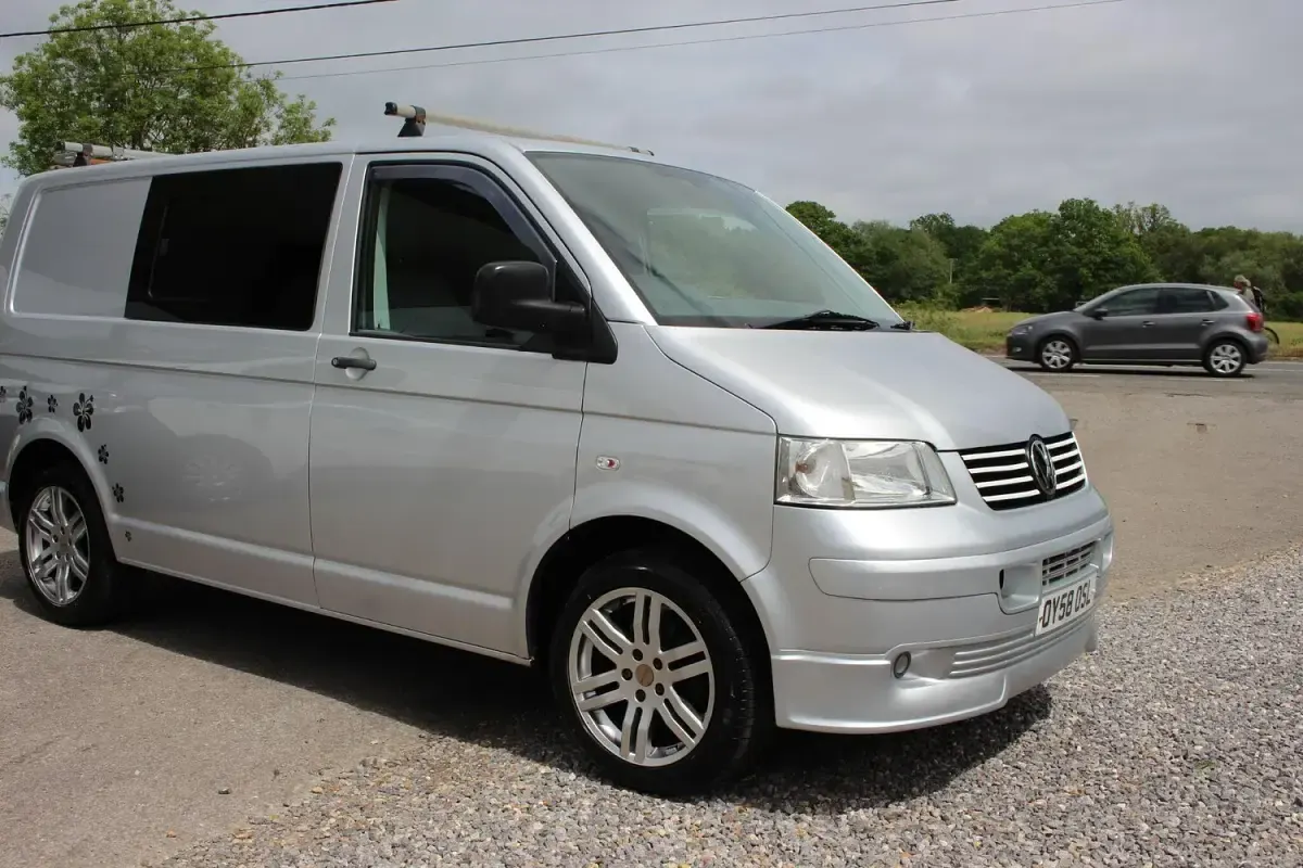 Used VW Transporter 102 HP (75 kW) 2008 Silver Van