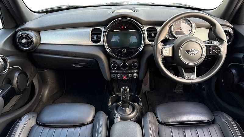 Used Mini Cooper Exclusive 134 HP (98 kW) 2022 Black Hatchback