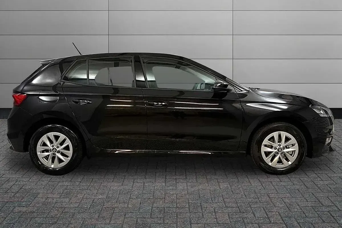 Used Skoda Fabia SE 113 HP (83 kW) 2025 Black magic pearl effect Hatchback