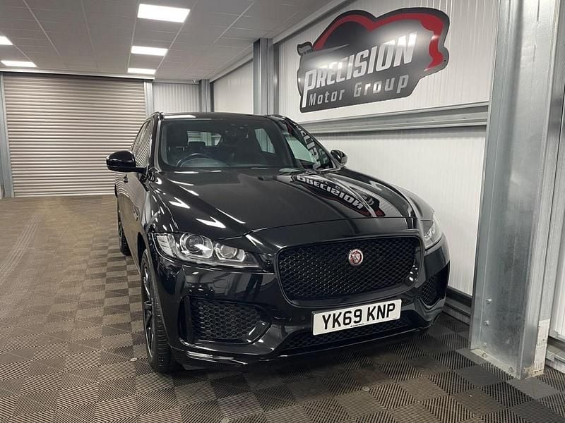 Used Jaguar F-Pace Chequered Flag 180 HP (132 kW) 2019 Black SUV