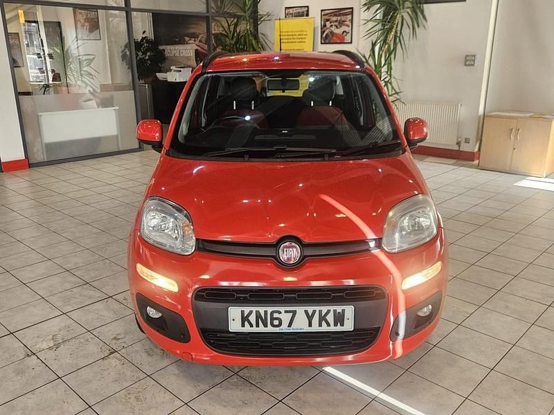 Used Fiat Panda Lounge 69 HP (50 kW) 2017 Red Hatchback
