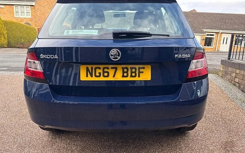 Used Skoda Fabia 75 HP (55 kW) 2018 Blue Hatchback