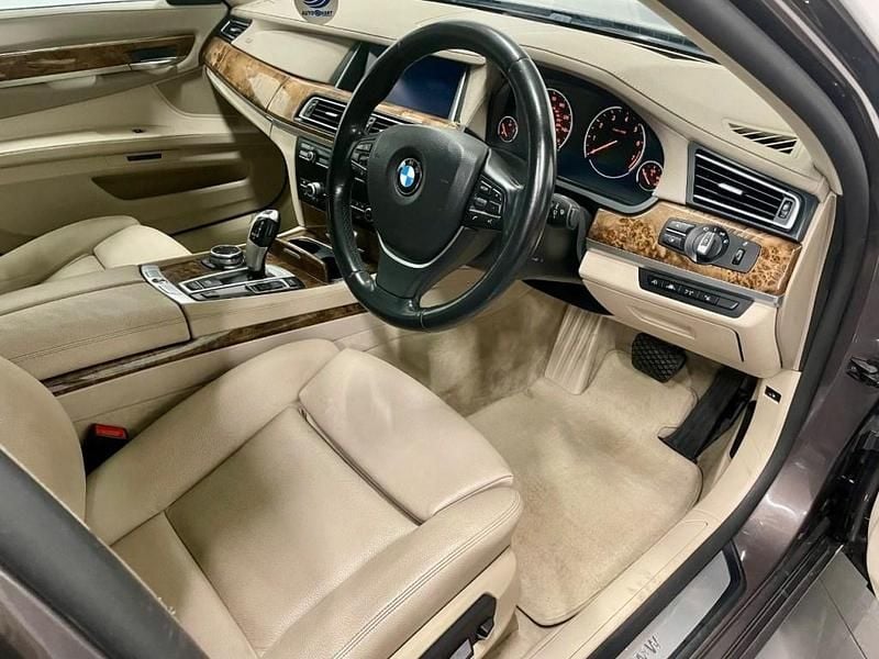 Used BMW 750 Comfort Edition 444 HP (326 kW) 2013 Brown Sedan