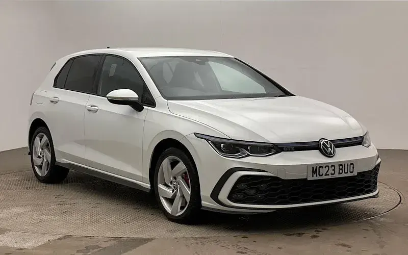 Used VW Golf VIII GTE 245 HP (180 kW) 2024 Hatchback
