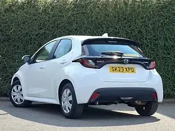 Used Mazda 2 116 HP (85 kW) 2023 White Hatchback