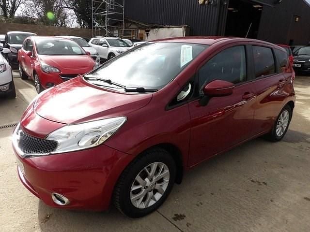 Used Nissan Note Acenta Premium 90 HP (66 kW) 2015 Red Hatchback