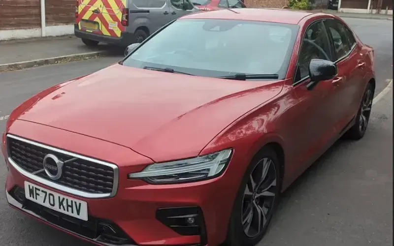 Used Volvo S60 R-Design 250 HP (183 kW) 2019 Sedan