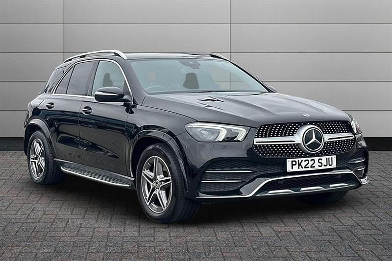 Obsidian black Used 2022 Mercedes GLE350 AMG line Estate | £35,195 (Fair price) - Image 1/4