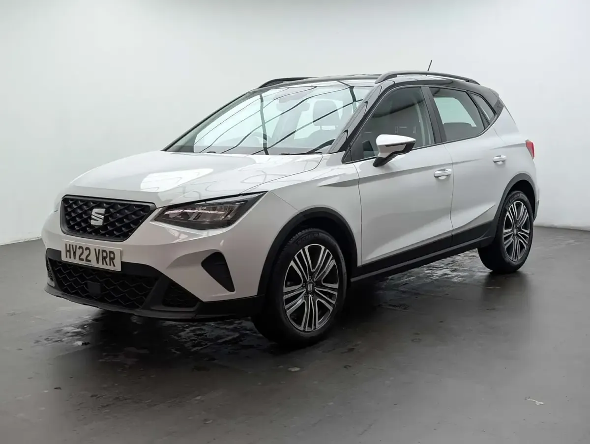 Used Seat Arona SE Technology 2022 White SUV