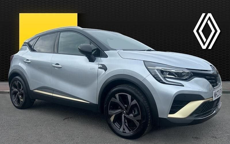 Second-hand Renault Captur Engineered 143 CP (105 kW) 2023 Negru SUV