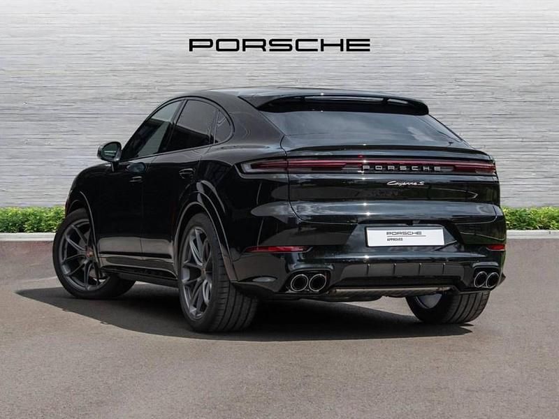 Used Porsche Cayenne 468 HP (344 kW) 2025 Black SUV